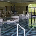 The Glenview & Leisure Club 4*