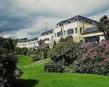 Отель The Glenview & Leisure Club 4*
