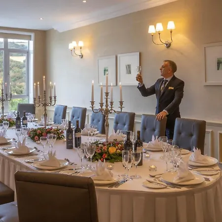 The Glenview & Leisure Club מלון 4*