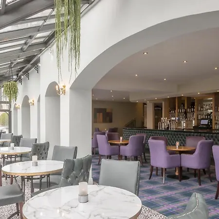 The Glenview & Leisure Club