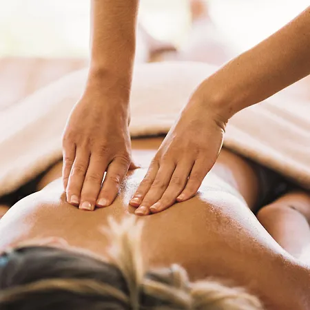 מלון The Glenview & Leisure Club