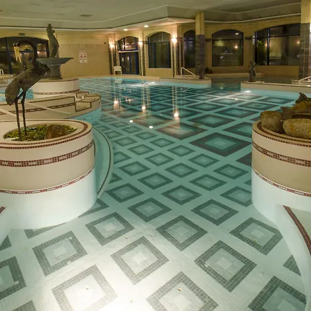 The Glenview & Leisure Club Hotell