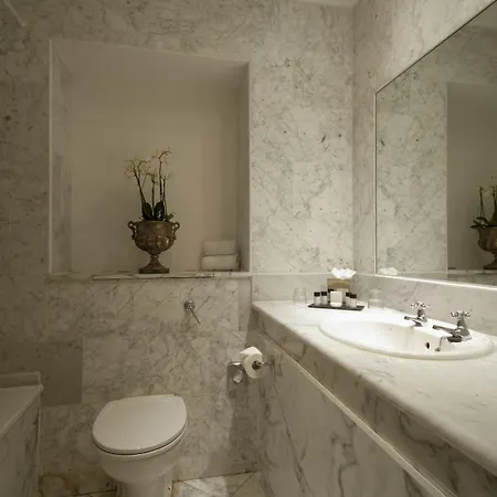 מלון The Glenview & Leisure Club