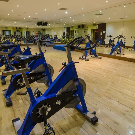 The Glenview & Leisure Club