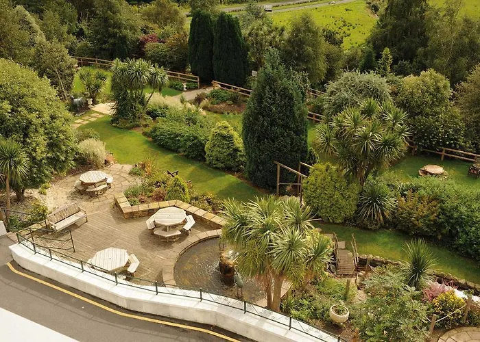 The Glenview & Leisure Club Отель 4*