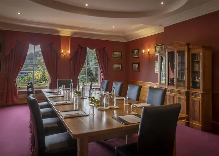 Отель The Glenview & Leisure Club 4*