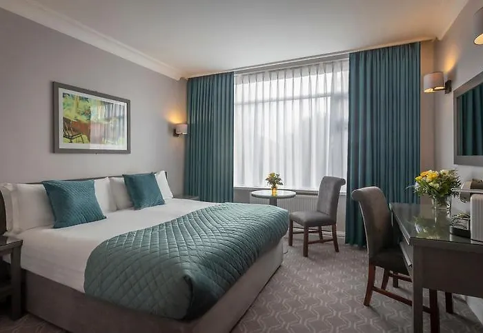 Отель The Glenview & Leisure Club Ньютаун-Маунт-Кеннеди