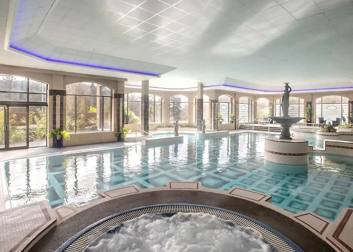 The Glenview & Leisure Club Отель