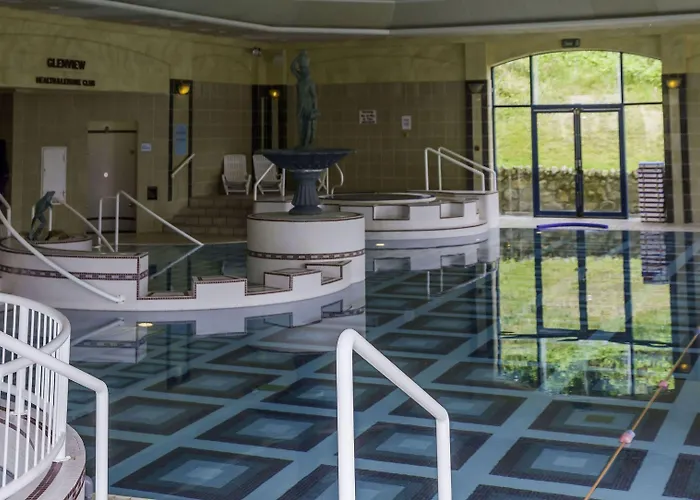 The Glenview & Leisure Club 4*