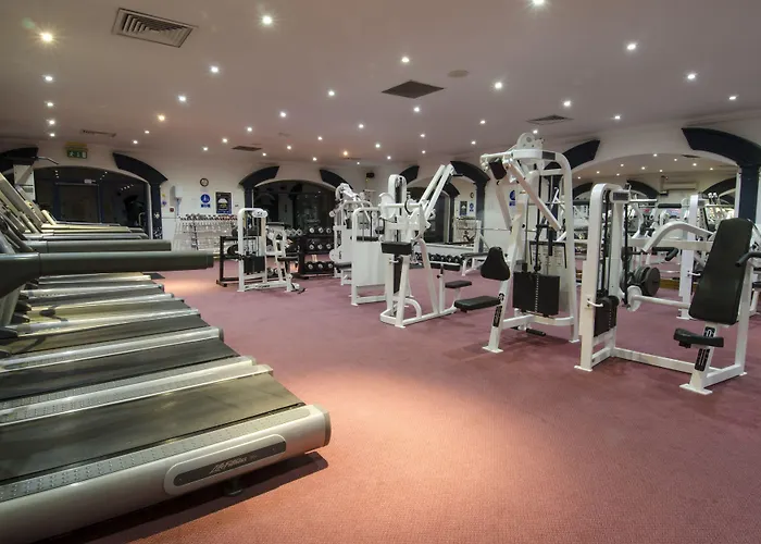 The Glenview & Leisure Club Отель