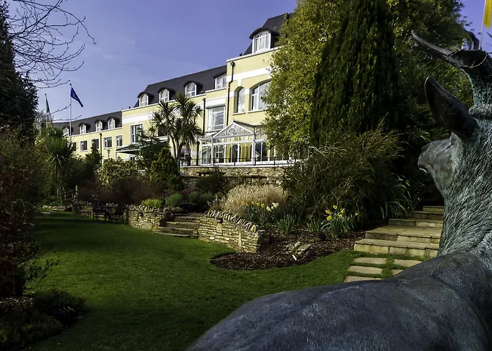 Отель The Glenview & Leisure Club 4*